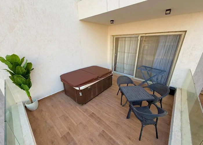 Maraya Luxury *